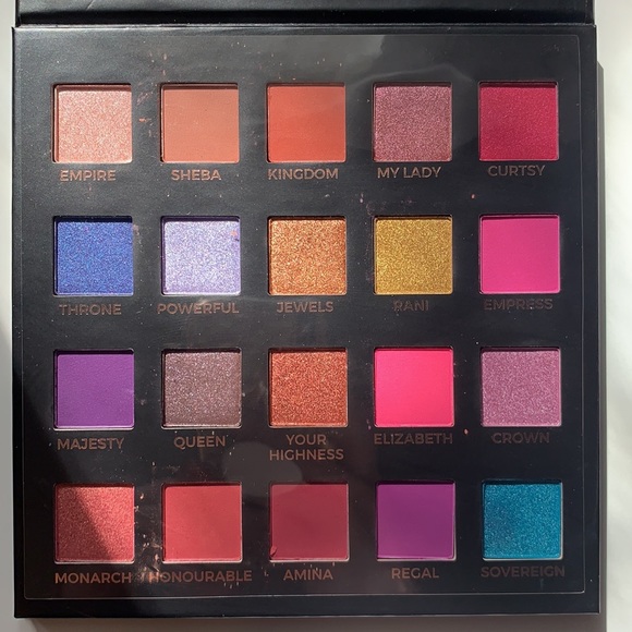 2 for $30 Eloise The Queen EyeShadow Palette - Picture 4 of 4